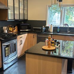 Reinaria Olyver Cleaning Service - Cleaning