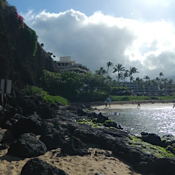 Black Rock Beach - The Sheraton from Black Rock - Beaches Near Me - Lahaina, Hawaii Black Rock Beach - The Sheraton from Black Rock - Beaches Near Me - Lahaina, Hawaii
