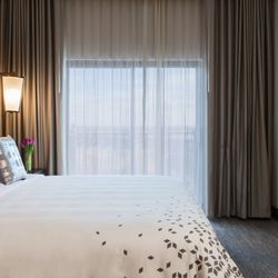 Renaissance Waterford Oklahoma City Hotel