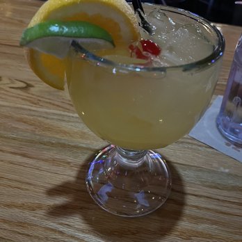 Applebee's Grill + Bar - Huge, White Peach Sangria - American Near Me - Brownsburg, Indiana Applebee's Grill + Bar - Huge, White Peach Sangria - American Near Me - Brownsburg, Indiana
