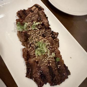 Umi Sake House - Happy Hour short ribs - Sushi Bars Near Me - Seattle, Washington Umi Sake House - Happy Hour short ribs - Sushi Bars Near Me - Seattle, Washington