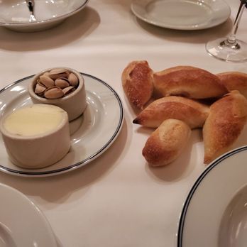 Bouchon - Complimentary bread with butter and pistachios - French Near Me - Las Vegas, Nevada