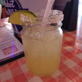 B.B.'s Lawnside BBQ - Smokey margarita - Barbeque Near Me - Kansas City, Missouri