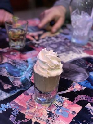 Barney's Beanery by null