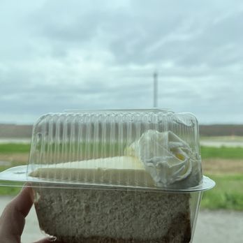 Eve's Heavenly Delights - Banana cream cheesecake - Bakeries Near Me - Kingsville, Texas