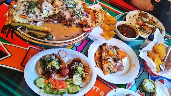 Tequila's restaurant & cantina 2 wyandotte by null