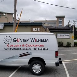 Gunter Wilhelm - Showroom and van