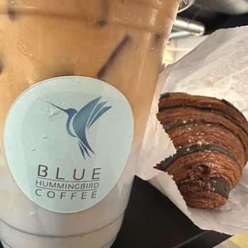 Blue Hummingbird Roastery - Blue bird latte and Nutella croissant - Coffee Roasteries Near Me - Irvine, California Blue Hummingbird Roastery - Blue bird latte and Nutella croissant - Coffee Roasteries Near Me - Irvine, California