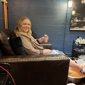 BBM Nail Lounge - Nail Salons Near Me - Reno, Nevada