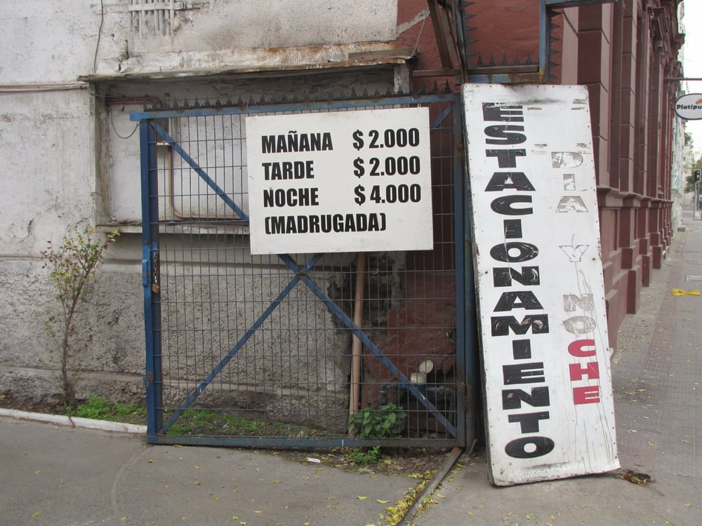 Estacionamiento Día Y Noche