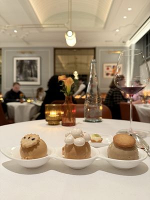 Café Boulud at Maison BARNES by null