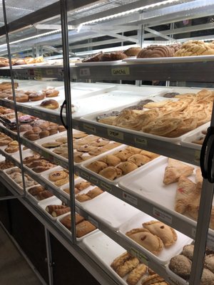 The Mayflower Bakery (La Flor De Mayo Bakery) by null