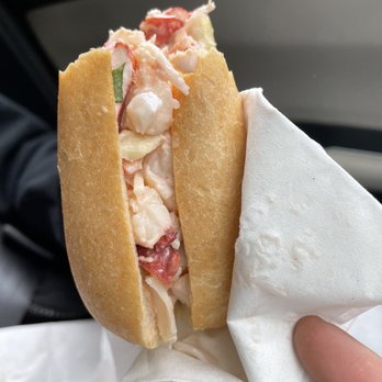 Pine Tree Seafood & Produce - Lobster Roll Sandwich - Seafood Markets Near Me - Scarborough, Maine Pine Tree Seafood & Produce - Lobster Roll Sandwich - Seafood Markets Near Me - Scarborough, Maine