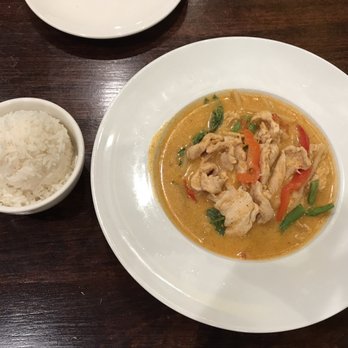 Hunsa Thai Kitchen - Red Curry with Chicken - Thai Near Me - Seabrook, Texas Hunsa Thai Kitchen - Red Curry with Chicken - Thai Near Me - Seabrook, Texas