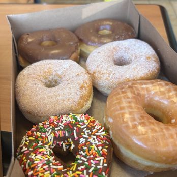 Donutopolis - Donuts - Donuts Near Me - Poway, California