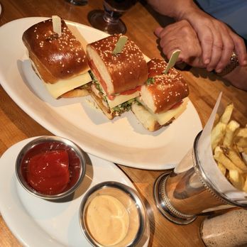 The Honor Bar - Ding's Crispy Chicken Sandwich - New American Near Me - Del Mar, California The Honor Bar - Ding's Crispy Chicken Sandwich - New American Near Me - Del Mar, California