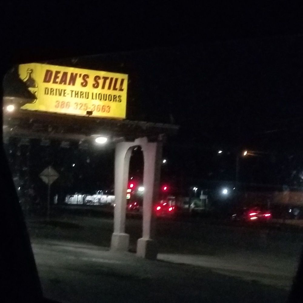 Dean's Still Lounge & Package Store Image