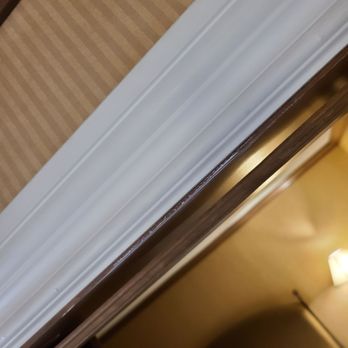 Red Lion Hotel - Pocatello - Broken door frame - Hotels Near Me - Pocatello, Idaho Red Lion Hotel - Pocatello - Broken door frame - Hotels Near Me - Pocatello, Idaho