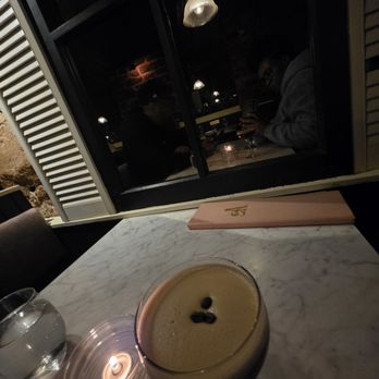 Apothecary Lounge - Lounges Near Me - Ottawa, Ontario