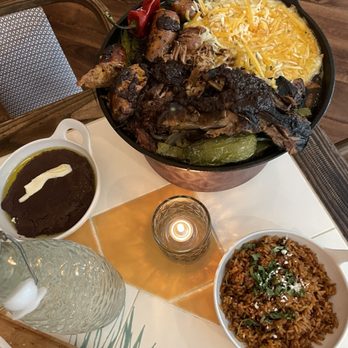 Ometeo - Carnitas trio - Tex-Mex Near Me - Tysons, Virginia Ometeo - Carnitas trio - Tex-Mex Near Me - Tysons, Virginia