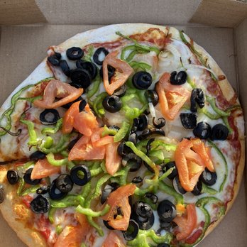 Sonny's Pizza - Veggie Pizza - no mushrooms - Pizza Near Me - Fairfield, Maine Sonny's Pizza - Veggie Pizza - no mushrooms - Pizza Near Me - Fairfield, Maine