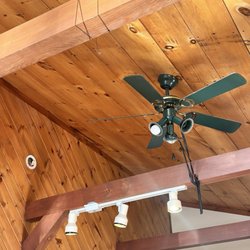 Mill Lake Cottage Resort - For how much money they charge. Things like this are unacceptable. In the background to the left one of the smoke alarms removed.