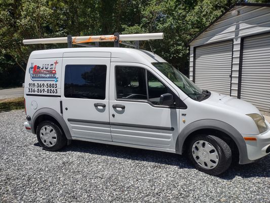 Just Plumbing Services Logo