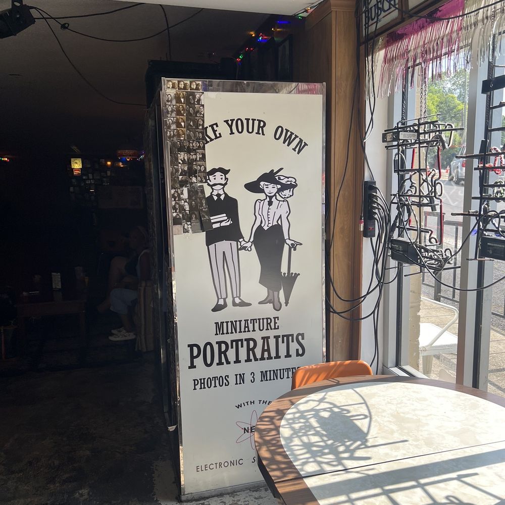 Mom's Basement - Bars Near Me - Birmingham, Alabama