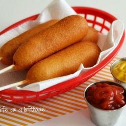Yummy Yummy - Corn dogs