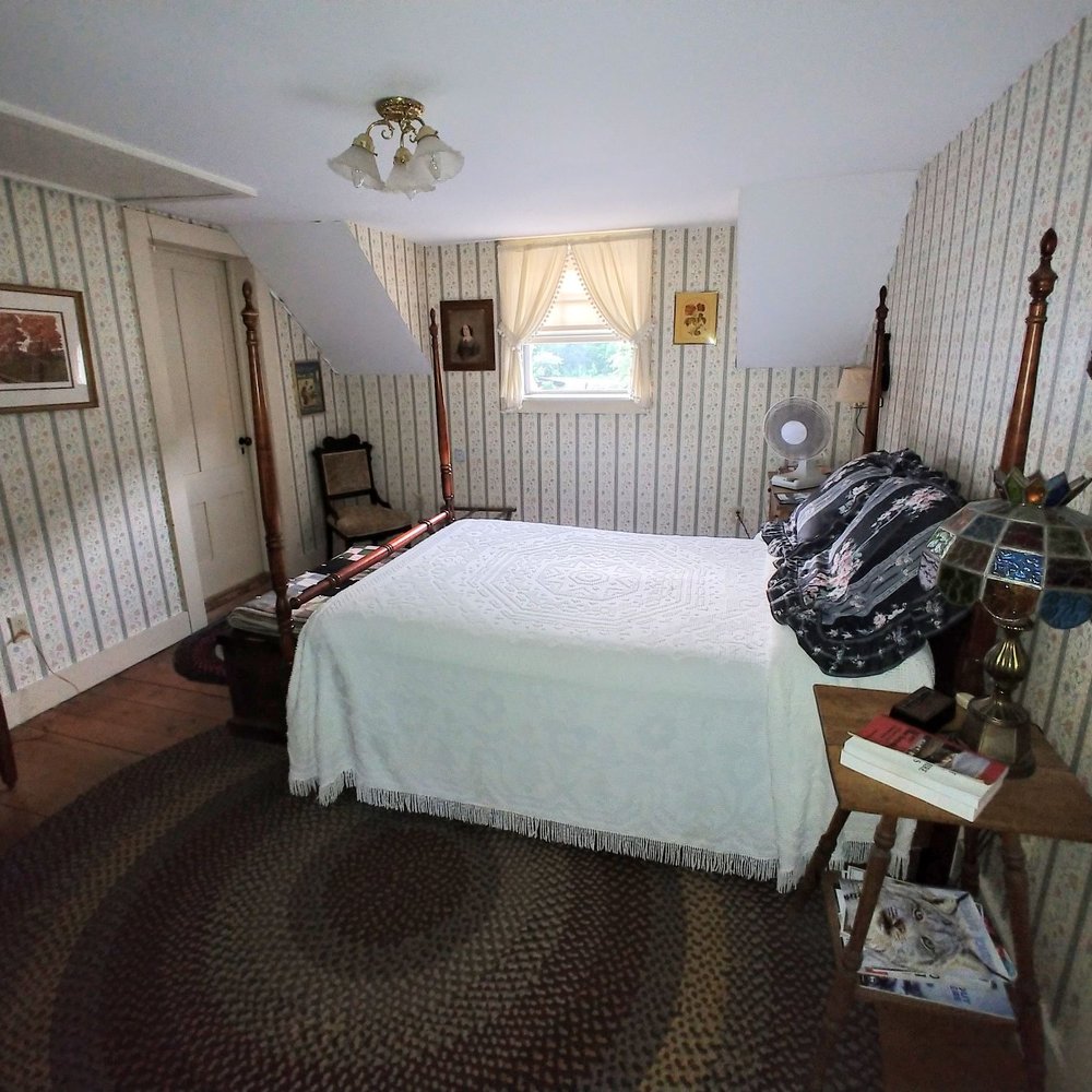 Stark Village Inn - Bedroom - Bed & Breakfast Near Me - Stark, New Hampshire Stark Village Inn - Bedroom - Bed & Breakfast Near Me - Stark, New Hampshire