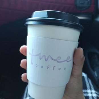 Twee Coffee - vanilla bean matcha latte - Coffee & Tea Near Me - Riverside, California Twee Coffee - vanilla bean matcha latte - Coffee & Tea Near Me - Riverside, California