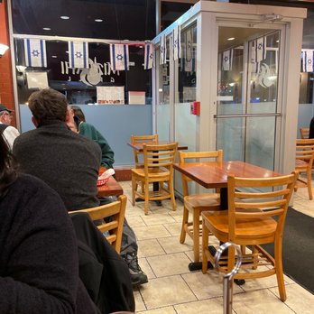 Mizrahi Grill - entrance - Middle Eastern Near Me - Highland Park, Illinois