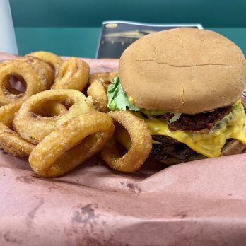 Doreck's Meat Market - Meat Shops Near Me - Santa Fe, Texas