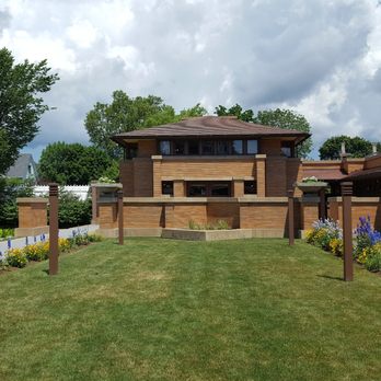 Frank Lloyd Wright’s Martin House - Museums Near Me - Buffalo, New York