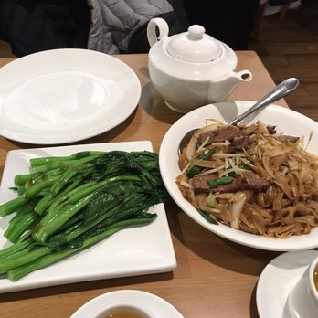 MingHin Cuisine - Ong Choy and noodles with beef - Dim Sum Near Me - Chicago, Illinois MingHin Cuisine - Ong Choy and noodles with beef - Dim Sum Near Me - Chicago, Illinois