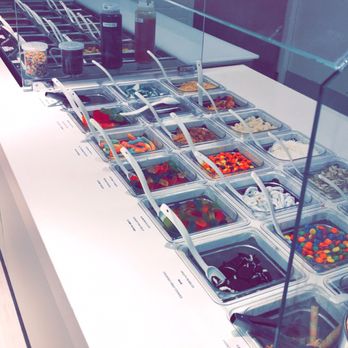 Drip N Roll - Little topping bar for the frozen yogurt and ice cream they have to offer. - Ice Cream & Frozen Yogurt Near Me - McKinney, Texas