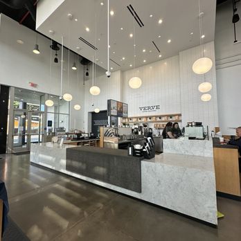 Capital One Café - Banks & Credit Unions Near Me - Santa Monica, California