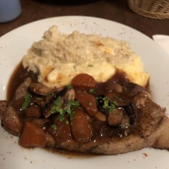 Le Bizetro - French Near Me - Paris, 75 Le Bizetro - French Near Me - Paris, 75