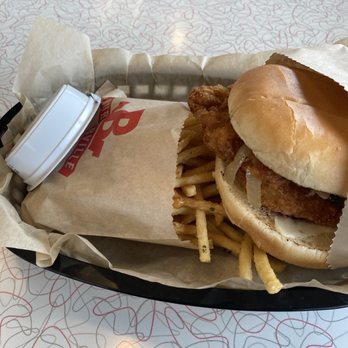 Burgerville - Blazin chicken sandwich and rosemary fries - Burgers Near Me - Centralia, Washington