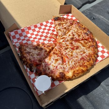 Cali Bros Pizza - Small 10" cheese pizza - Pizza Near Me - Fresno, California Cali Bros Pizza - Small 10" cheese pizza - Pizza Near Me - Fresno, California