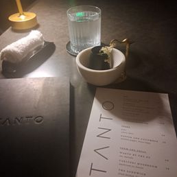 Free welcome margarita, menu, hot towel