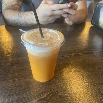 Carrot & Daikon Banh Mi - Thai tea regular size - Vietnamese Near Me - Placentia, California