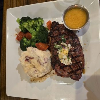 Modern Greek and Salad Bar - New York Strip - Greek Near Me - Dearborn, Michigan Modern Greek and Salad Bar - New York Strip - Greek Near Me - Dearborn, Michigan