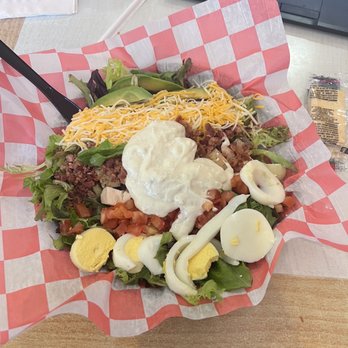 Hyde Park Cafe - Cobb Salad - American Near Me - Paragould, Arkansas