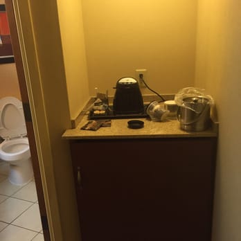 DoubleTree by Hilton Hotel Jackson - In room coffee bar - Hotels Near Me - Jackson, Tennessee DoubleTree by Hilton Hotel Jackson - In room coffee bar - Hotels Near Me - Jackson, Tennessee