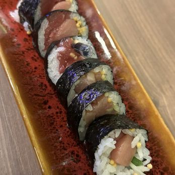 X Sushi - Bluefin Tuna Roll - Sushi Bars Near Me - Winter Garden, Florida X Sushi - Bluefin Tuna Roll - Sushi Bars Near Me - Winter Garden, Florida