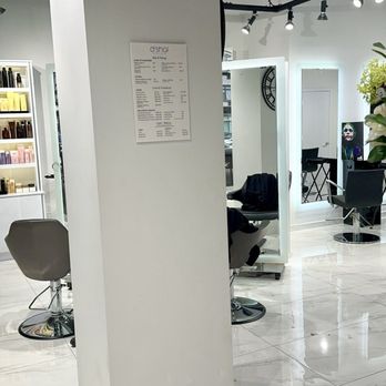 D'Shal Salon - D'Shal inside - Hair Salons Near Me - New York, New York