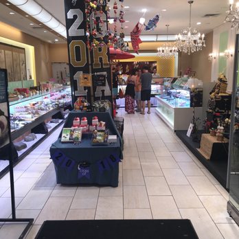 K.Minamoto - Desserts Near Me - Honolulu, Hawaii