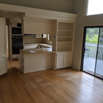 Costa Bella Builders - Kitchen Before - General Contractors Near Me - Aptos, California