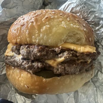 Evergreen Butcher Baker - Sunday burger special - Butcher Near Me - Atlanta, Georgia Evergreen Butcher Baker - Sunday burger special - Butcher Near Me - Atlanta, Georgia